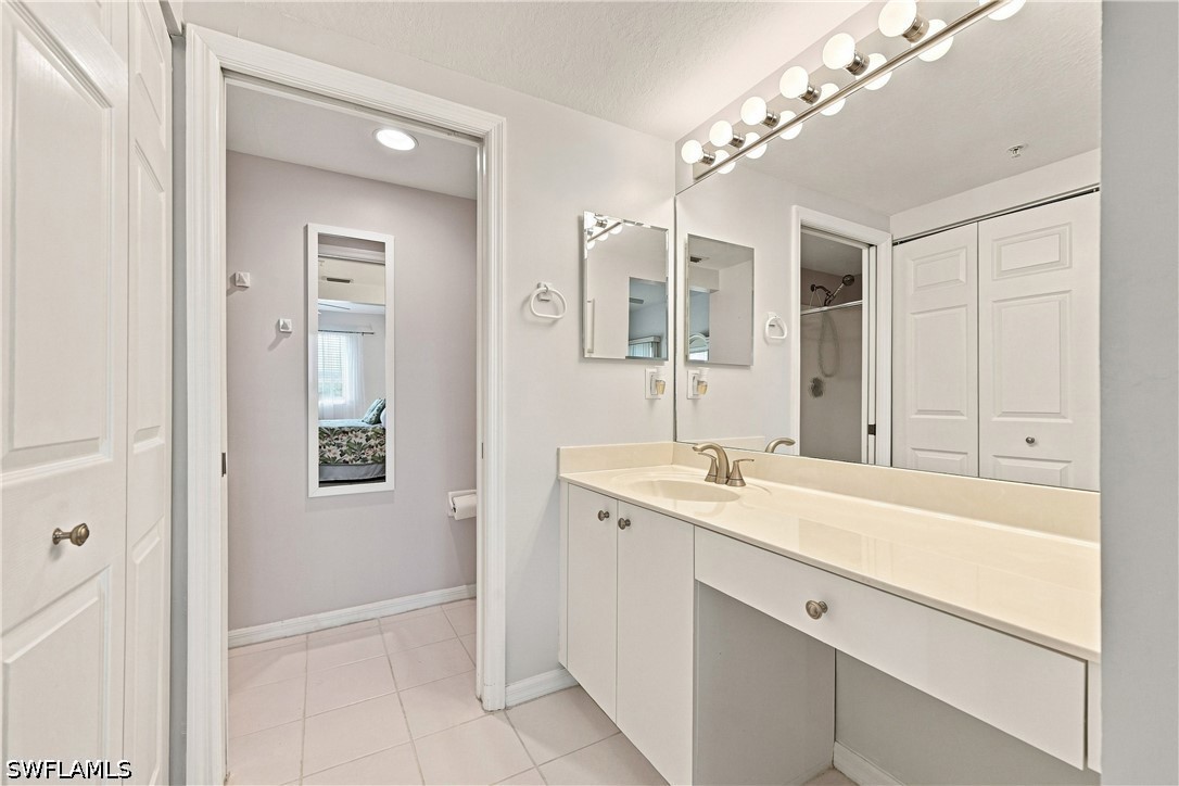 2 Bed Condominium for Sale in Estero, photo 19