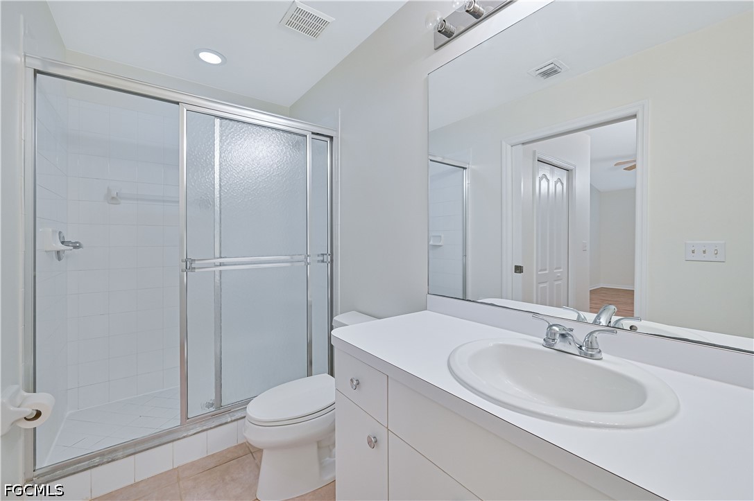 2 Bed Condominium for Sale in Stoneybrook, photo 19