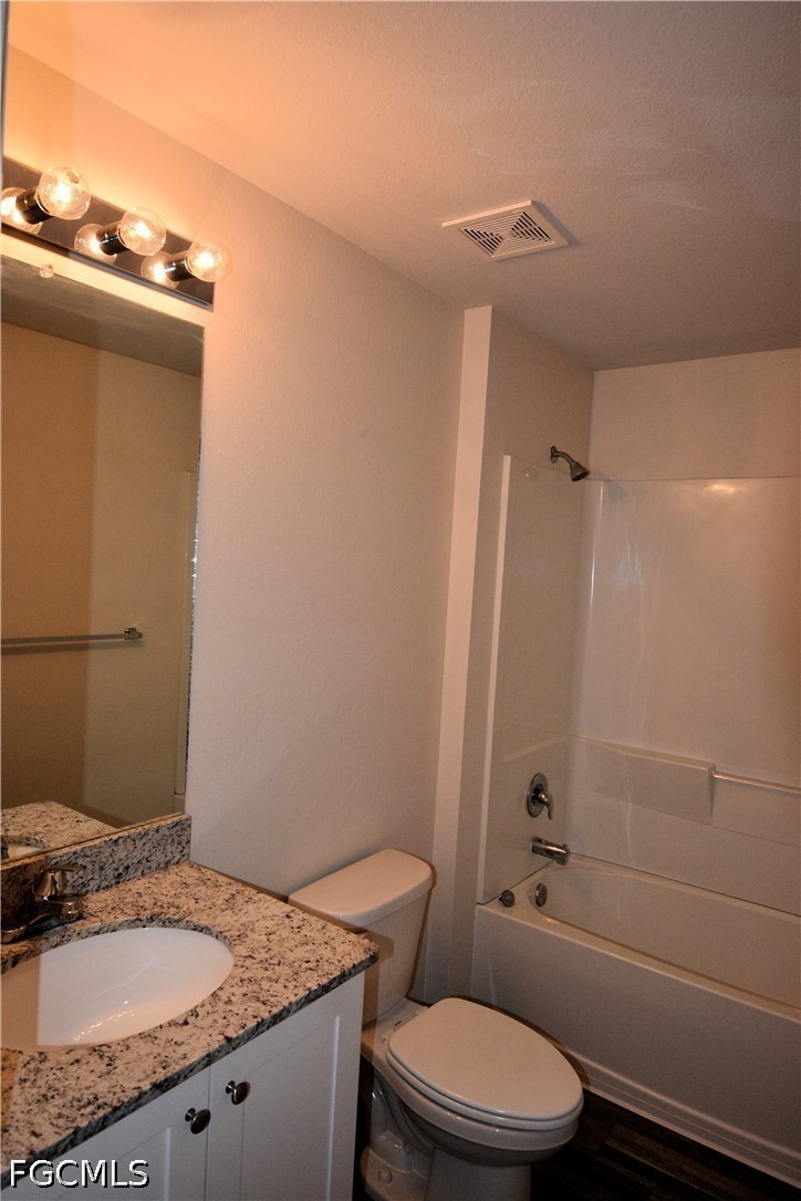 4 Bed SingleFamilyResidence for Sale in Cape Coral, photo 19
