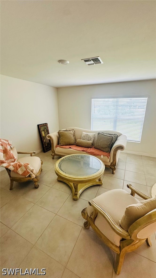 3 Bed SingleFamilyResidence for Sale in Lehigh Acres, photo 19
