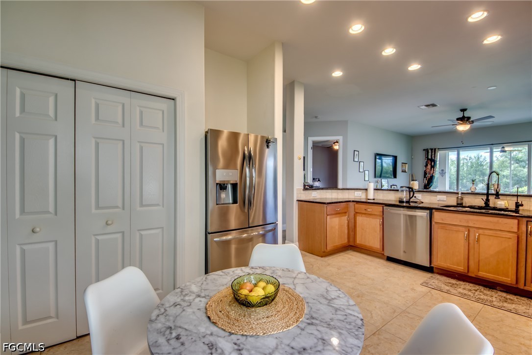 3 Bed Waterfront Home for Sale in Fort Myers, photo 19