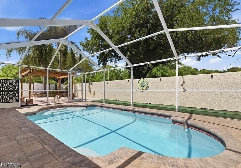3 Bed Pool Home for Sale in Aleta Acres, photo 19