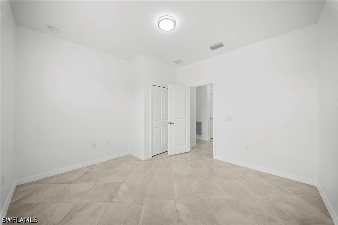4 Bed SingleFamilyResidence for Sale in Portico, photo 19