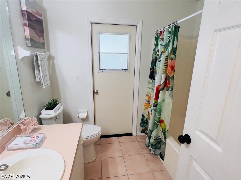 3 Bed Pool Home for Sale in San Carlos Park, photo 19