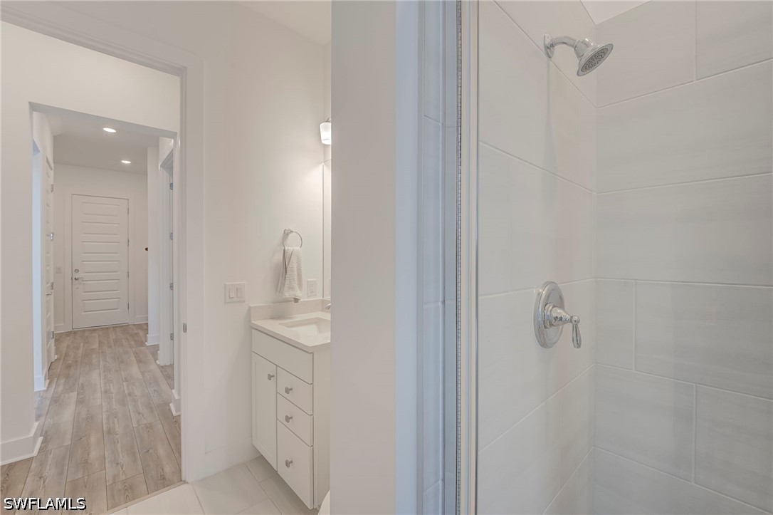 5 Bed Pool Home for Sale in Avalon Park, photo 19