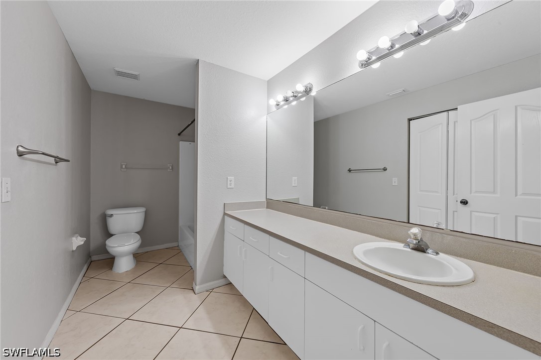 3 Bed Duplex for Sale in Cape Coral, photo 19
