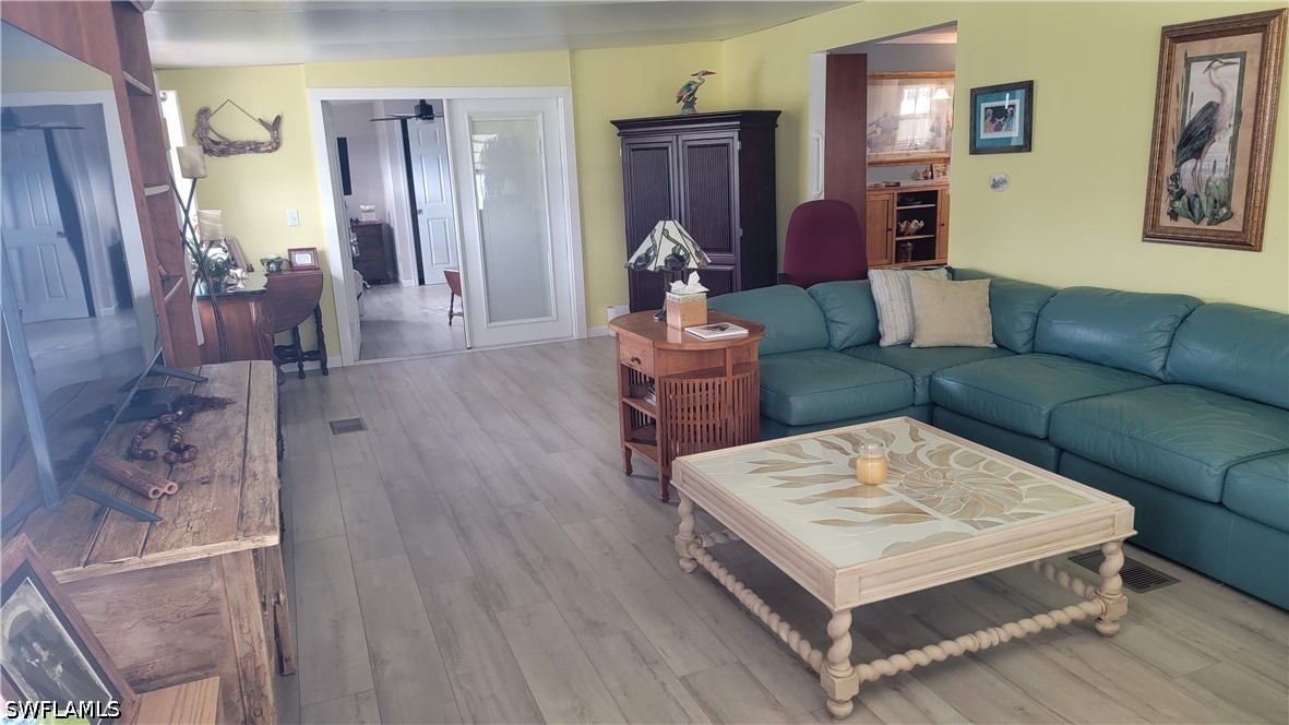 2 Bed ManufacturedHome for Sale in Spring Creek Village, photo 19