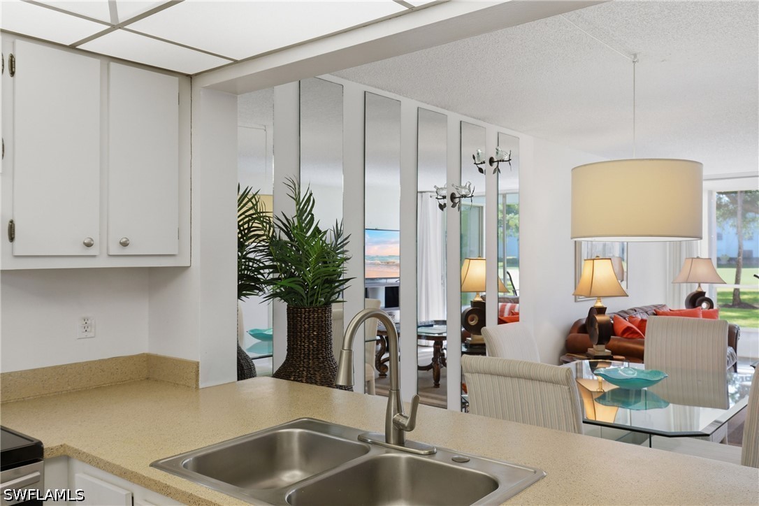 2 Bed Condominium for Sale in Forest Lakes, photo 19