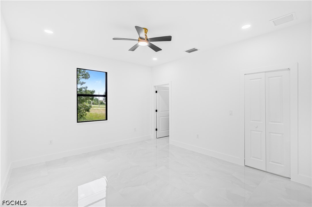 3 Bed SingleFamilyResidence for Sale in Lehigh Acres, photo 19
