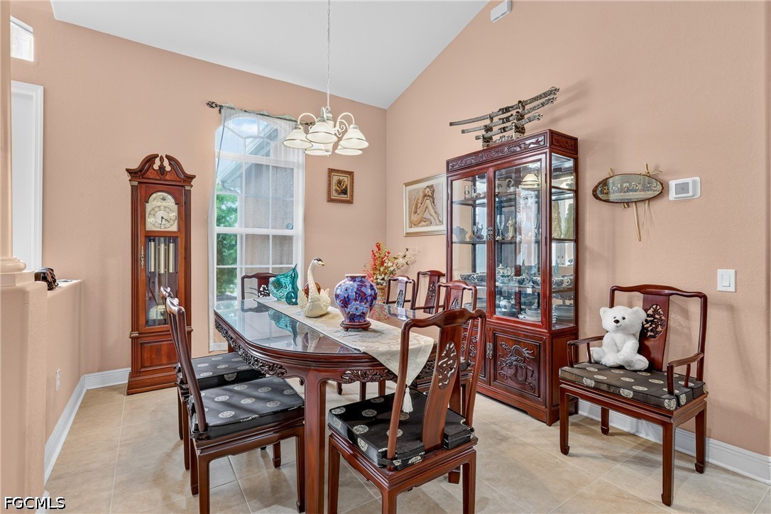 3 Bed Pool Home for Sale in Cape Coral, photo 19