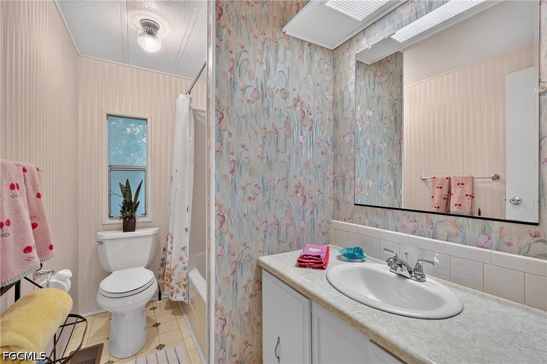 2 Bed ManufacturedHome for Sale in North Fort Myers, photo 19