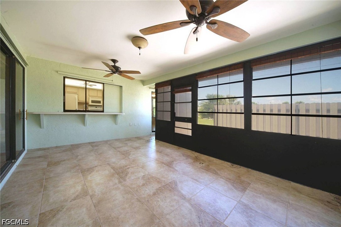 3 Bed SingleFamilyResidence for Sale in Cape Coral, photo 19
