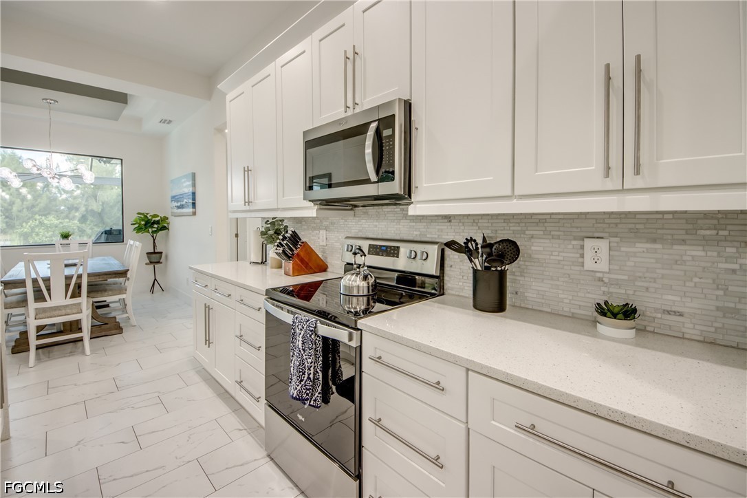 3 Bed Pool Home for Sale in Cape Coral, photo 19