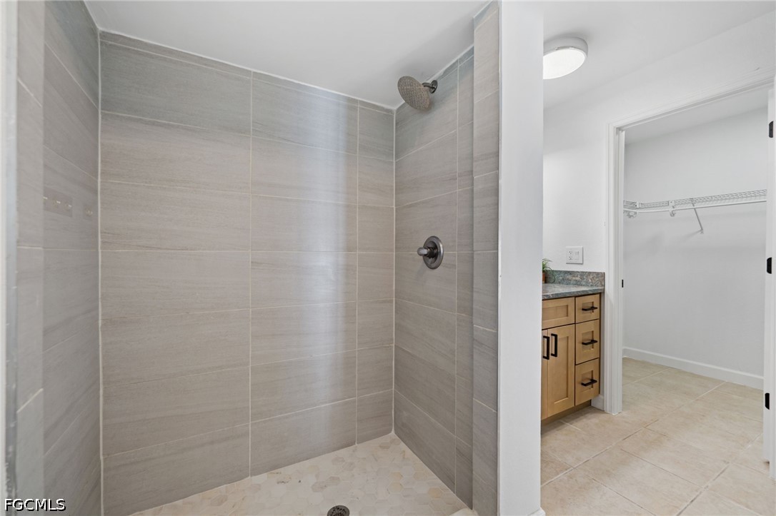 3 Bed Pool Home for Sale in Fort Myers, photo 19