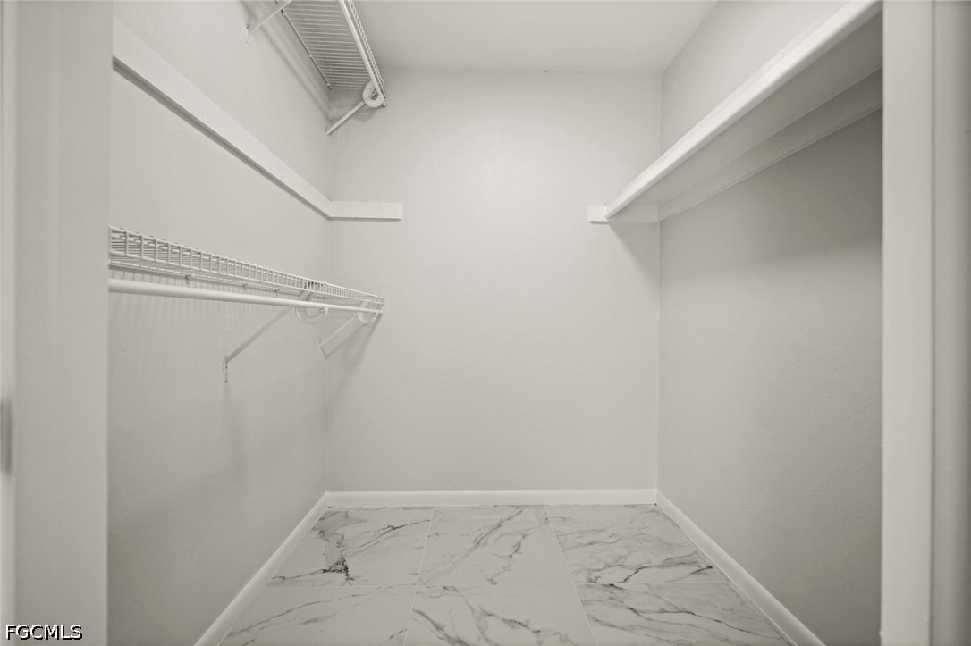 3 Bed SingleFamilyResidence for Sale in Cape Coral, photo 19