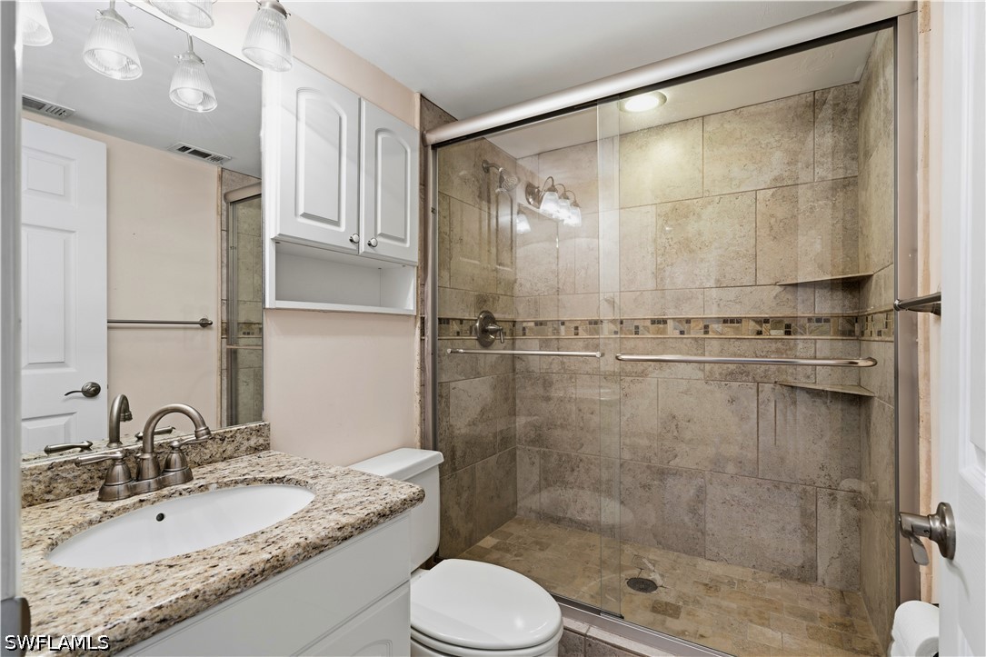 2 Bed Pool Home for Sale in Vanderbilt Towers, photo 19
