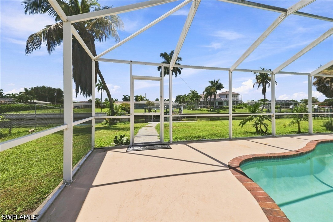 2 Bed Pool Home for Sale in Cape Coral, photo 19
