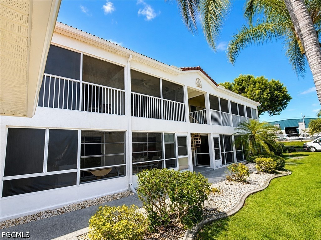2 Bed Waterfront Home for Sale in Casa Bonita, photo 19