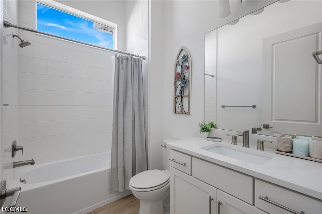 3 Bed Pool Home for Sale in Terrawalk, photo 19