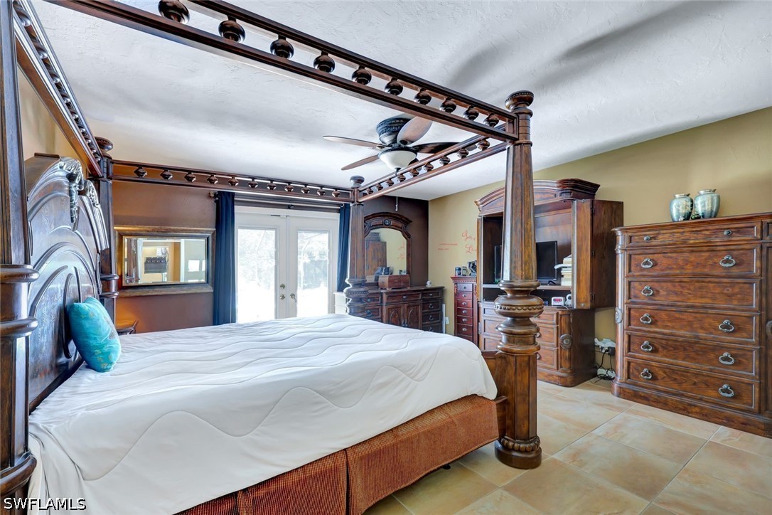 3 Bed Pool Home for Sale in Naples, photo 19