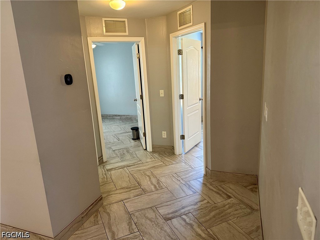 3 Bed SingleFamilyResidence for Sale in Cape Coral, photo 19