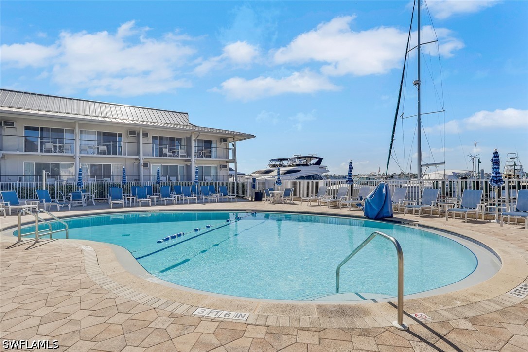 Waterfront Home for Sale in Cove Inn, photo 19