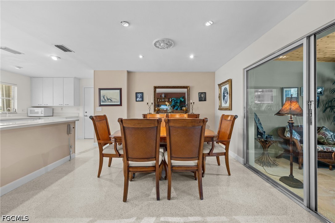 3 Bed Waterfront Home for Sale in Cape Coral, photo 19