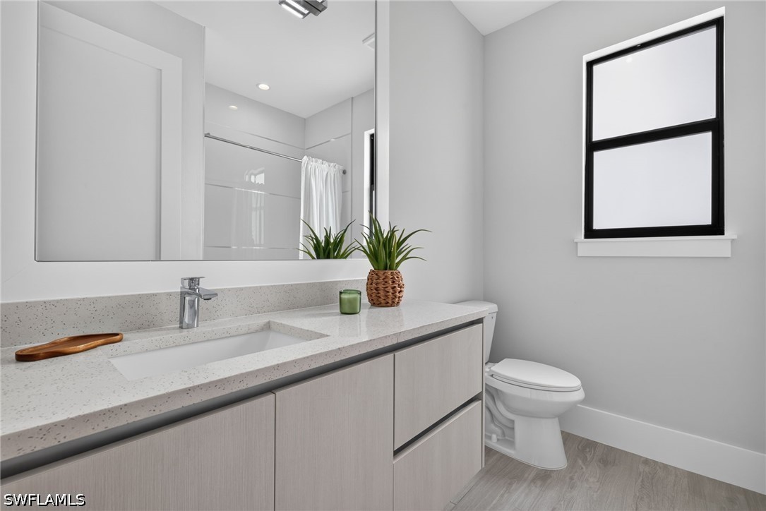 3 Bed SingleFamilyResidence for Sale in Naples, photo 19