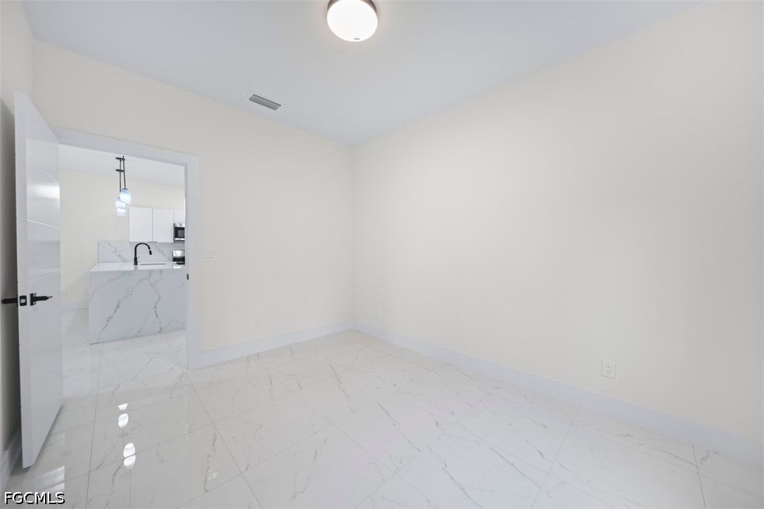 6 Bed Duplex for Sale in Lehigh Acres, photo 19