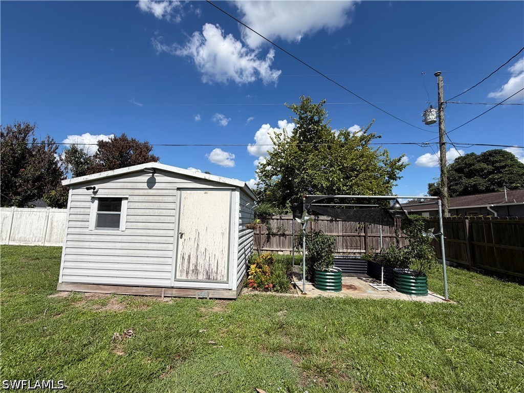 1 Bed SingleFamilyResidence for Sale in Lehigh Acres, photo 19