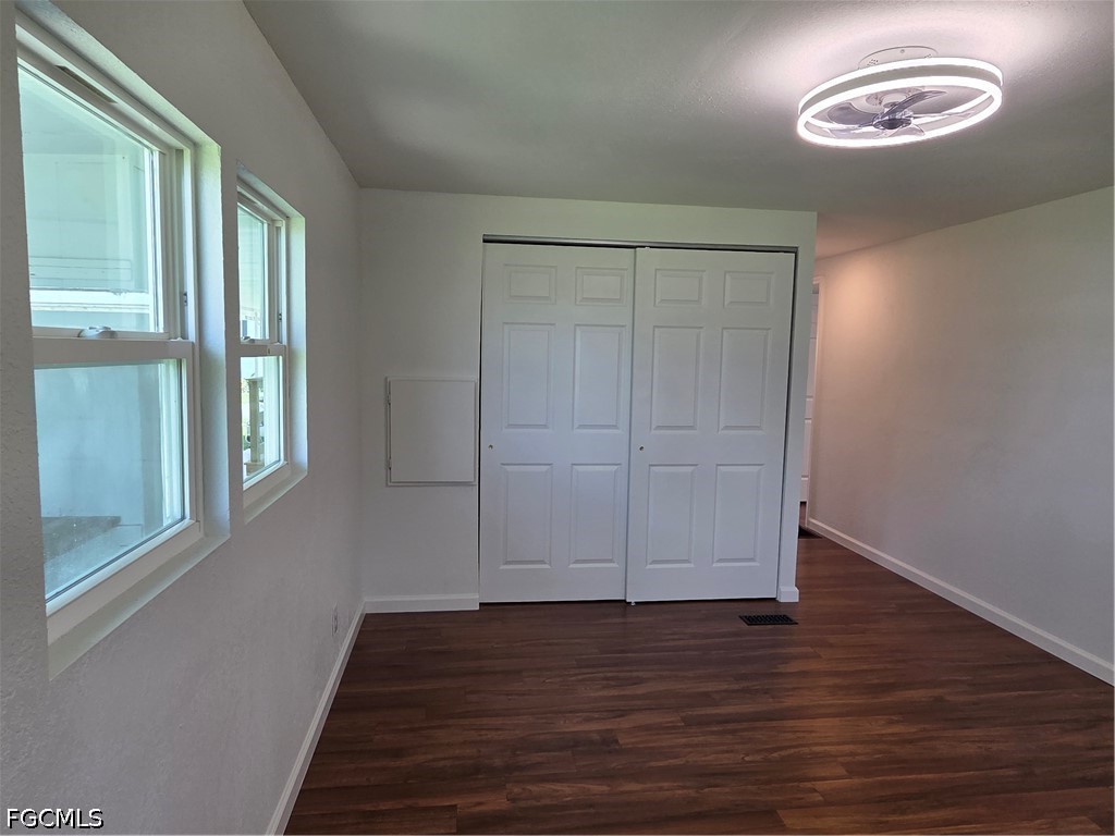 2 Bed ManufacturedHome for Sale in North Fort Myers, photo 19