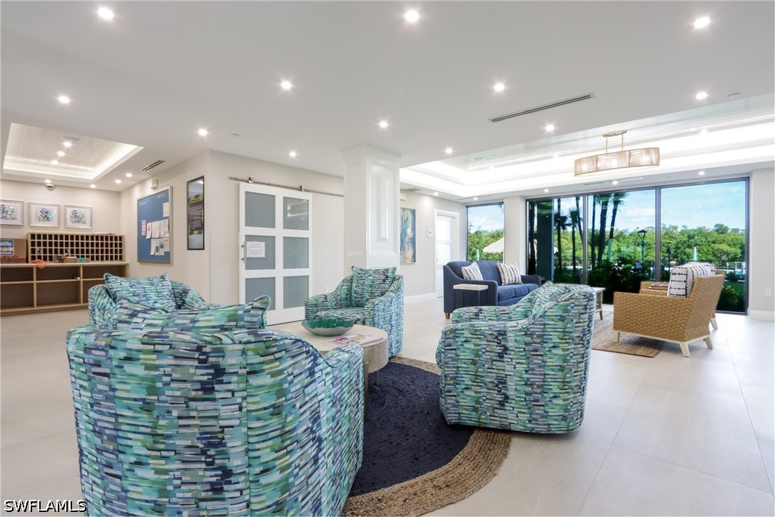 1 Bed Waterfront Home for Sale in Naples, photo 19