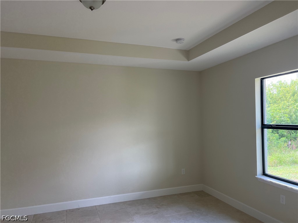 3 Bed SingleFamilyResidence for Sale in Lehigh Acres, photo 19