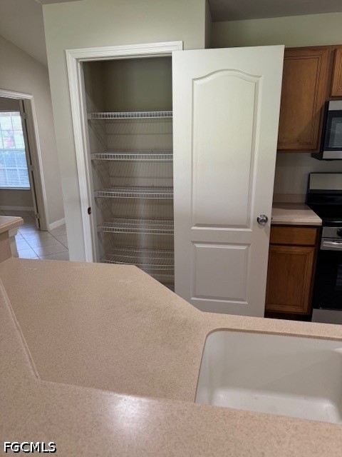 3 Bed SingleFamilyResidence for Sale in Cape Coral, photo 19
