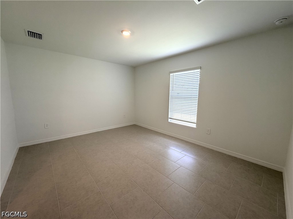 3 Bed SingleFamilyResidence for Sale in Crane Landing, photo 19
