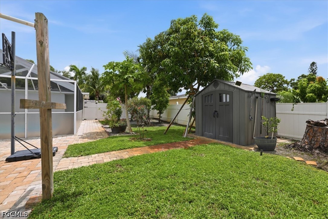 3 Bed Pool Home for Sale in Palmlee Park, photo 19