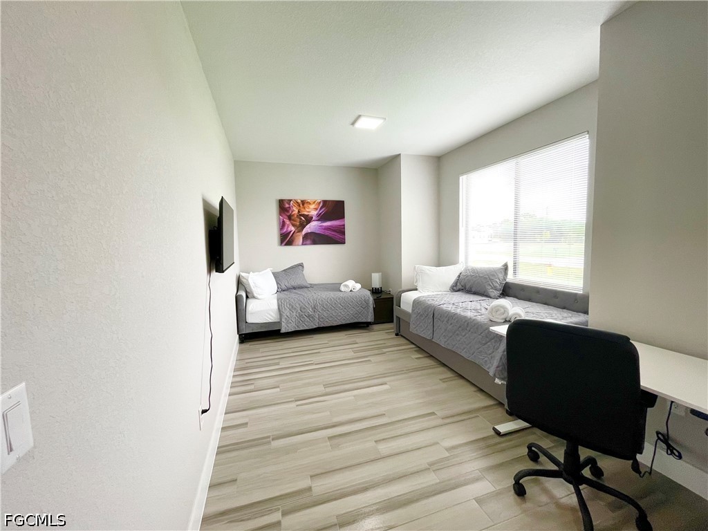 4 Bed Waterfront Home for Sale in Cape Coral, photo 19