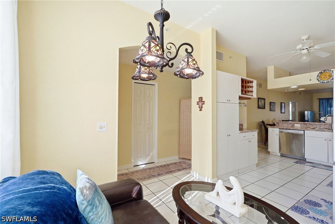2 Bed Condominium for Sale in Naples, photo 19