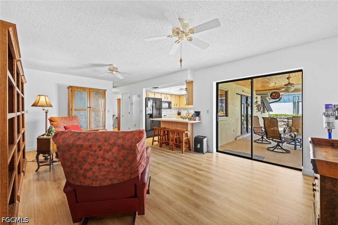 3 Bed Pool Home for Sale in Cape Coral, photo 19