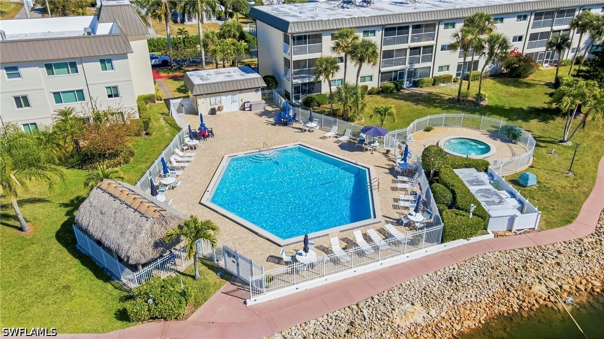 2 Bed Waterfront Home for Sale in Naples, photo 19
