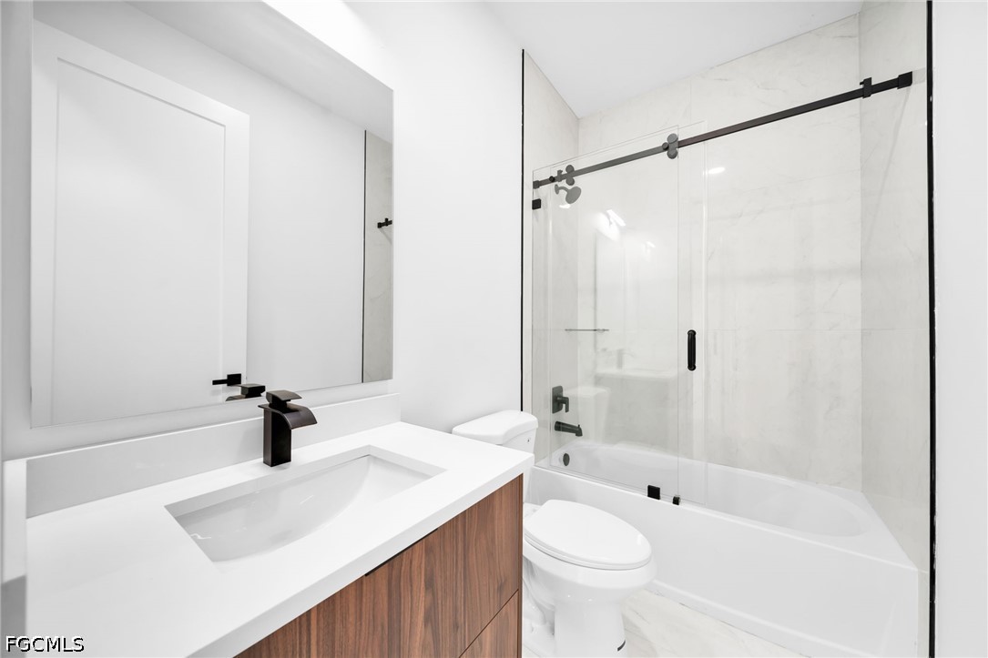 3 Bed SingleFamilyResidence for Sale in Cape Coral, photo 19