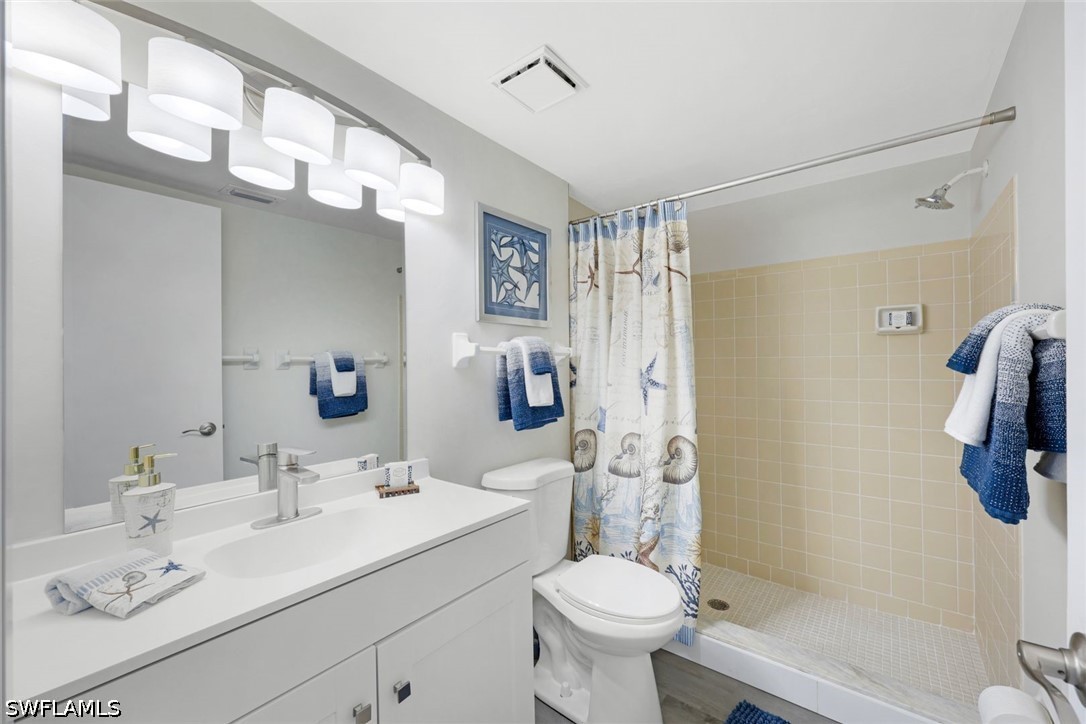 2 Bed Condominium for Sale in Lakewood, photo 19