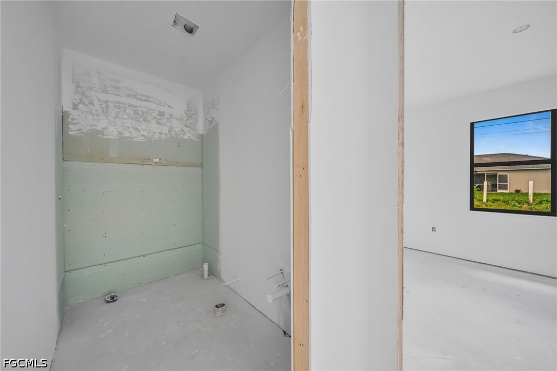 3 Bed SingleFamilyResidence for Sale in Cape Coral, photo 19