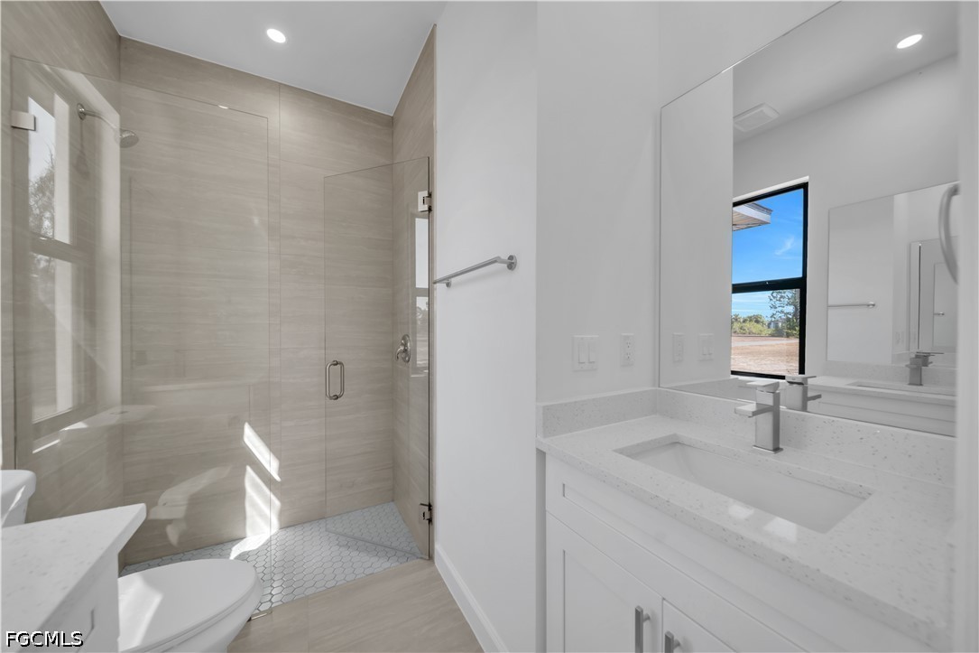 3 Bed Waterfront Home for Sale in Cape Coral, photo 19