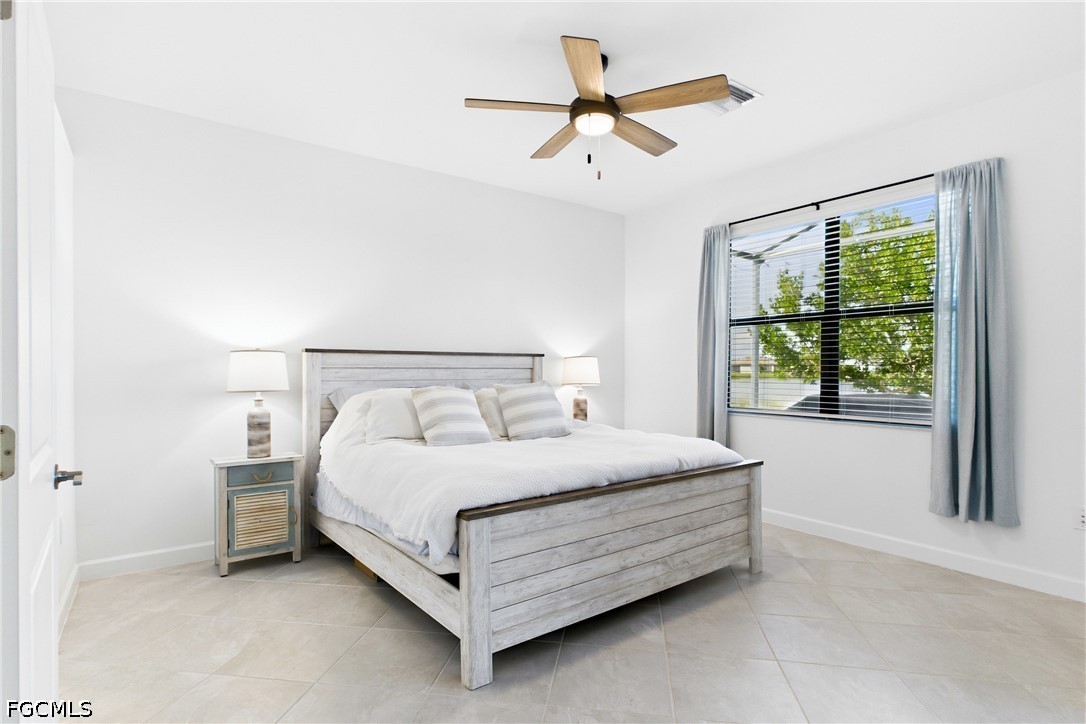 2 Bed Waterfront Home for Sale in Timber Creek, photo 19