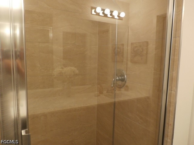3 Bed Condominium for Sale in Royal Pointe, photo 19
