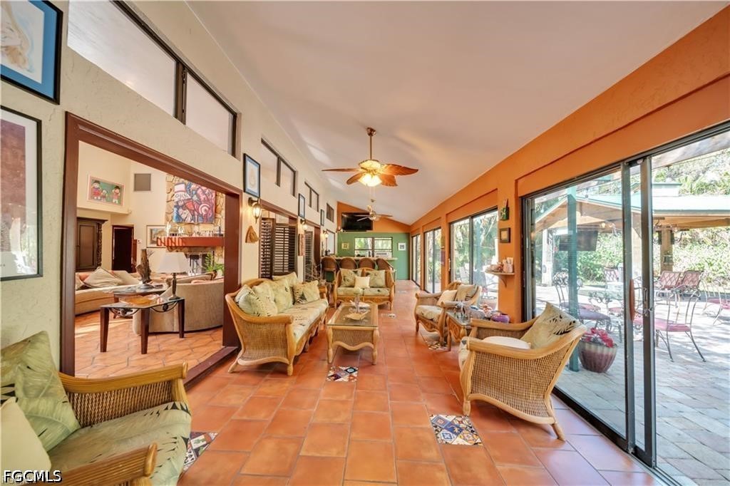 5 Bed SingleFamilyResidence for Sale in North Fort Myers, photo 19