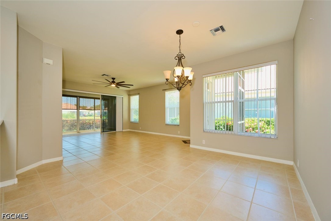 2 Bed Waterfront Home for Sale in Fort Myers, photo 19