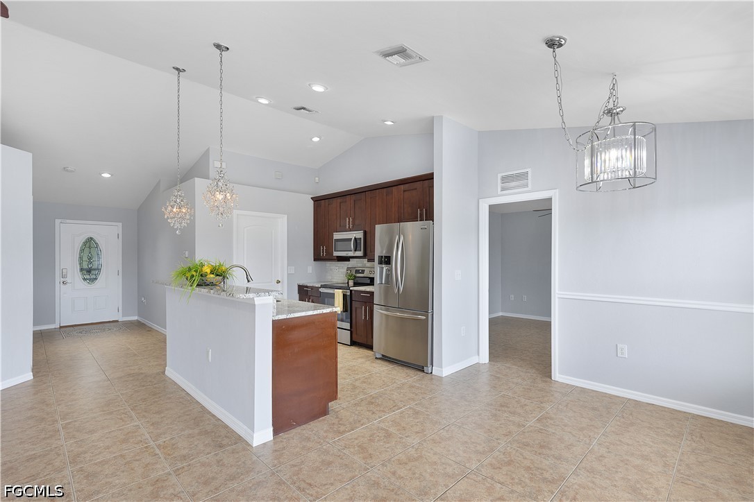 3 Bed SingleFamilyResidence for Sale in Lehigh Acres, photo 19