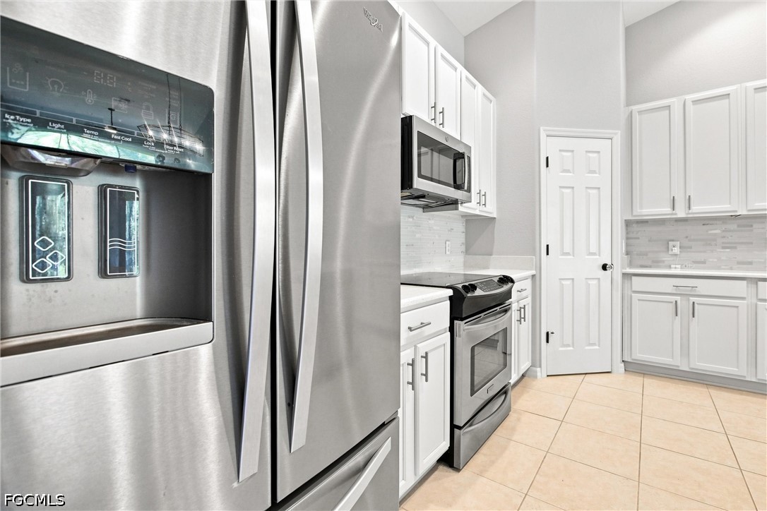 2 Bed Condominium for Sale in Calusa Palms, photo 19